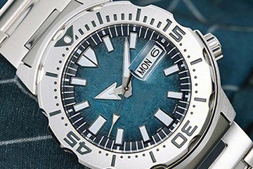 济南百达翡丽手表进水了维修